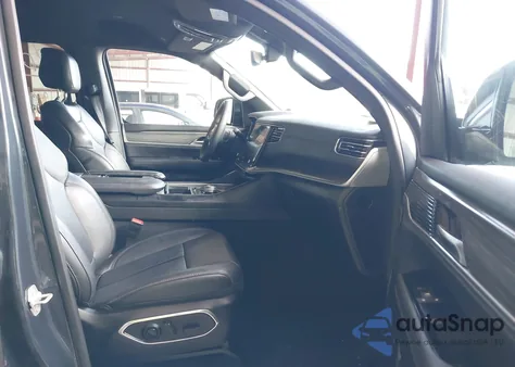 2024 Jeep Wagoneer L Series Ii 4X2 from USA, damaged, VIN 1C4SJRBP0RS169439